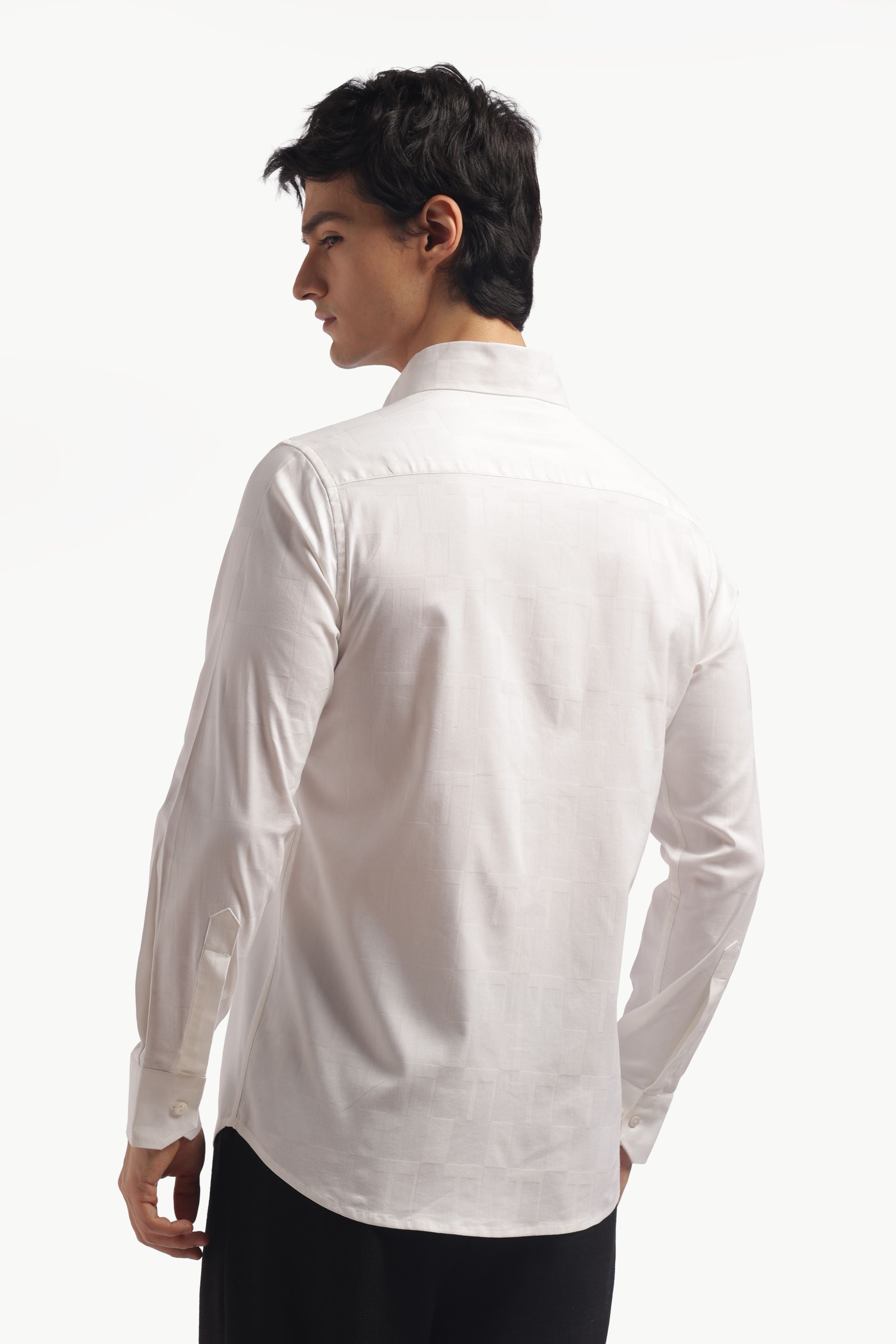White Solid Relax Fit Shirt