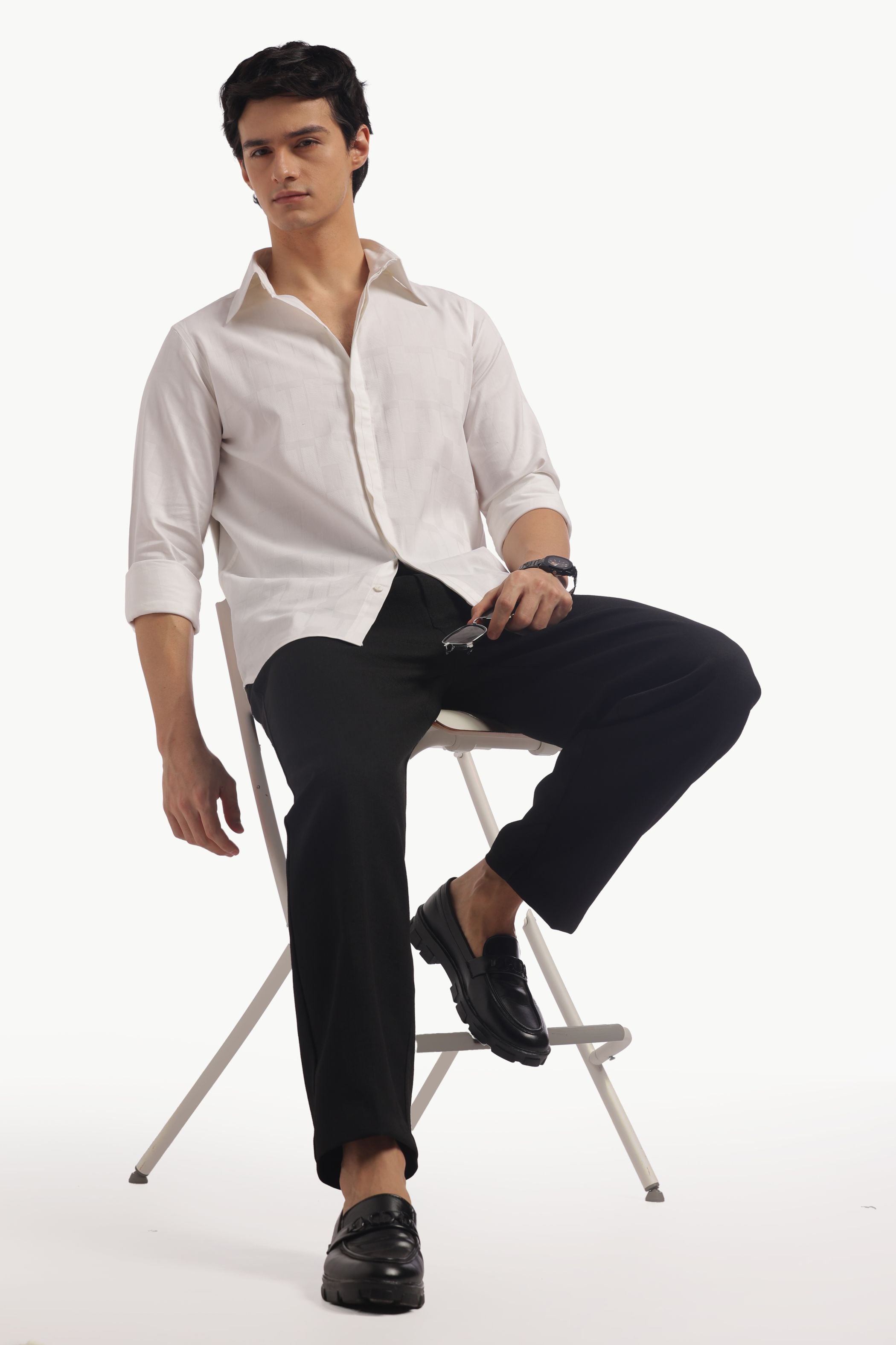 White Solid Relax Fit Shirt