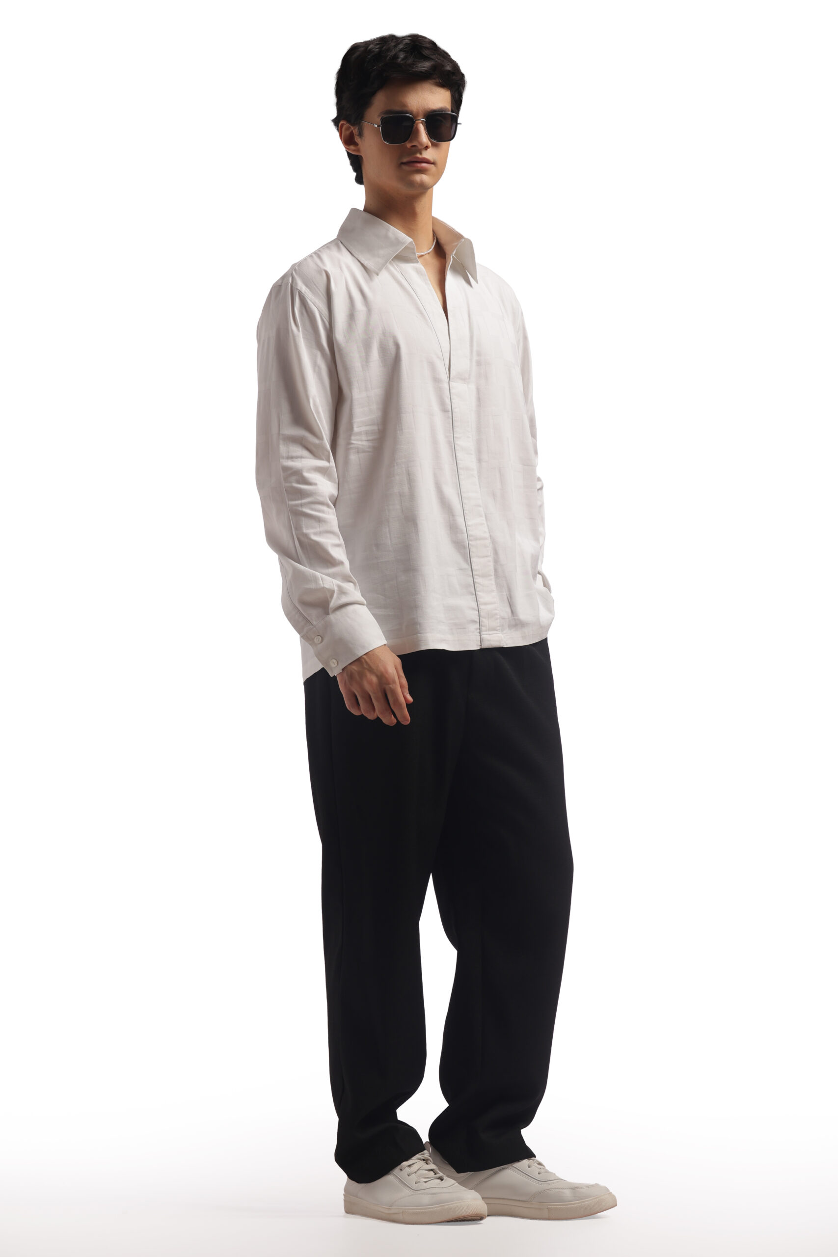 White Baggy Shirt - Image 9